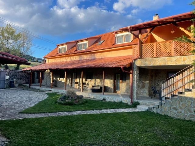 Szoegedi Villa Бадачоньтомай Экстерьер фото